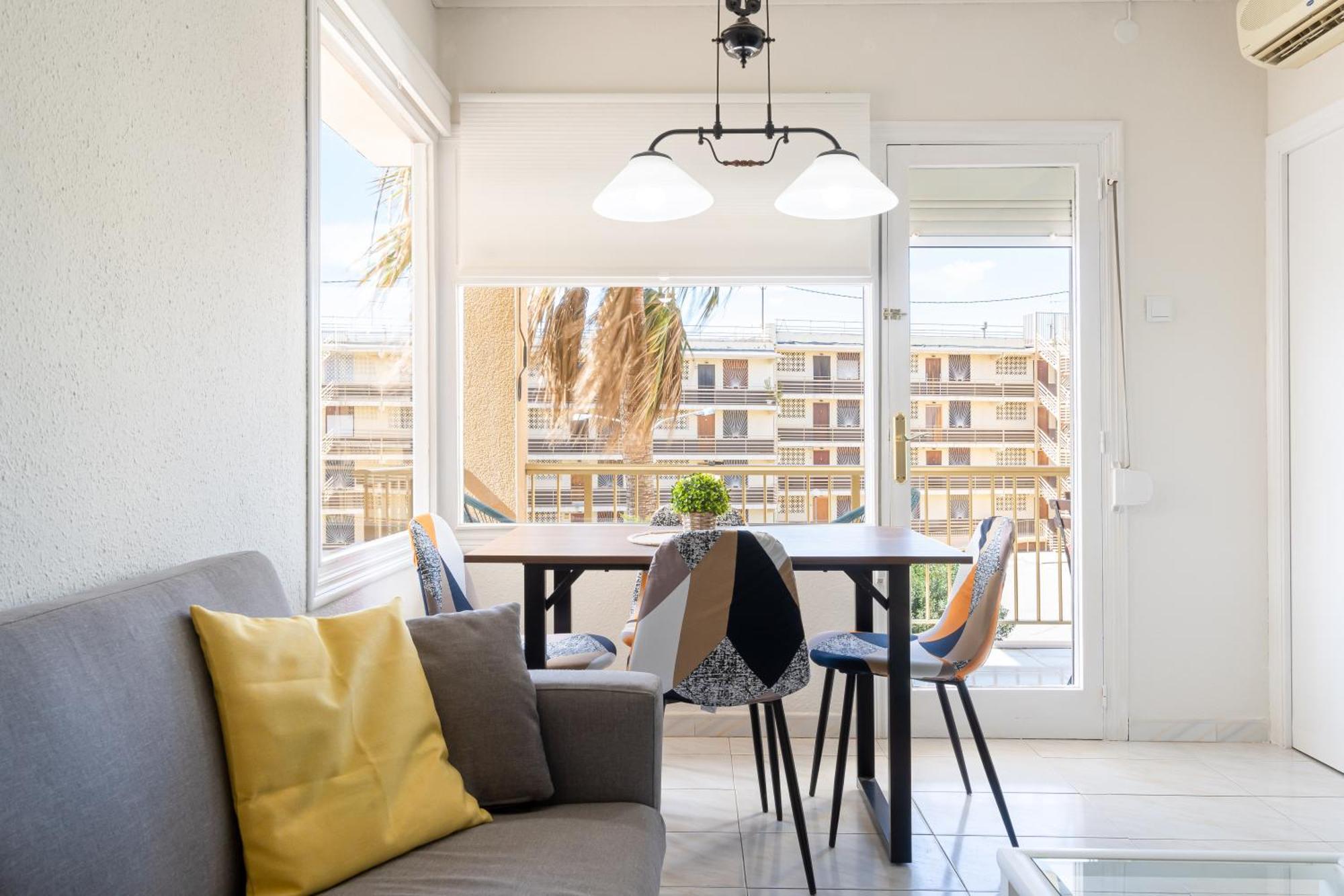 Coastal Paradise & Cozy Home With A 100M From The Beach! Cambrils Bagian luar foto