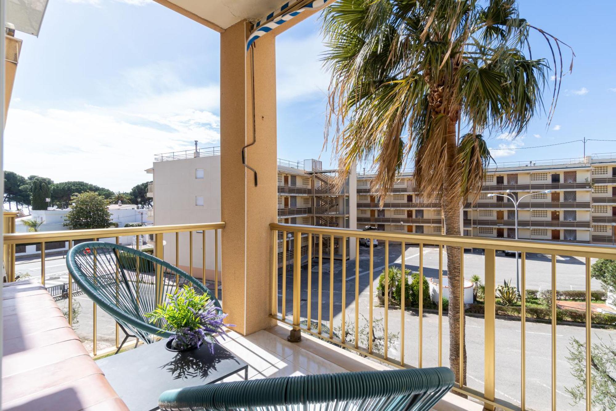 Coastal Paradise & Cozy Home With A 100M From The Beach! Cambrils Bagian luar foto