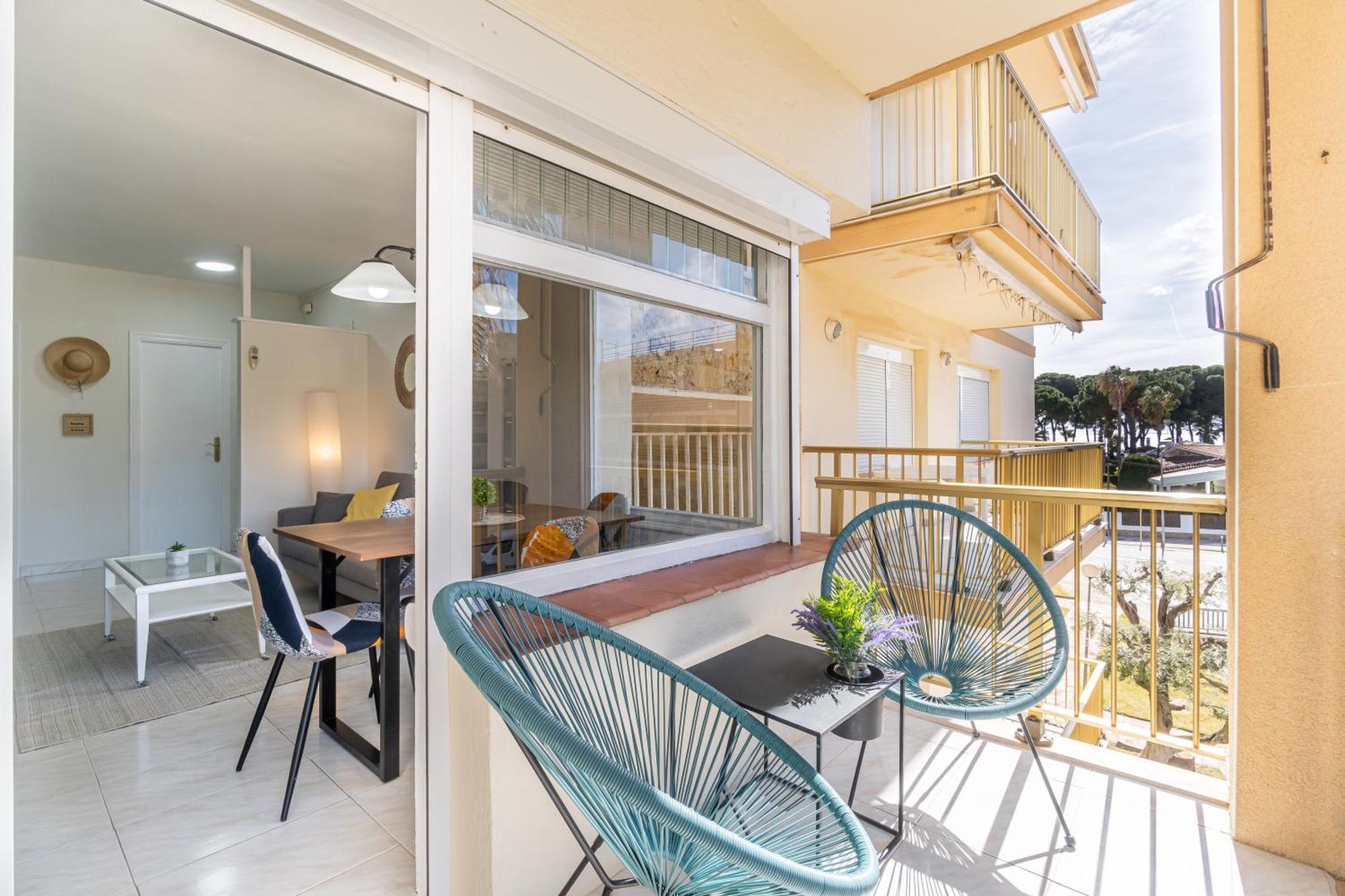 Coastal Paradise & Cozy Home With A 100M From The Beach! Cambrils Bagian luar foto
